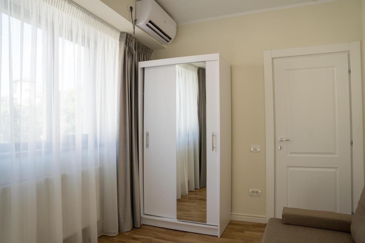 Azaleea Apartments Bucharest Exterior photo