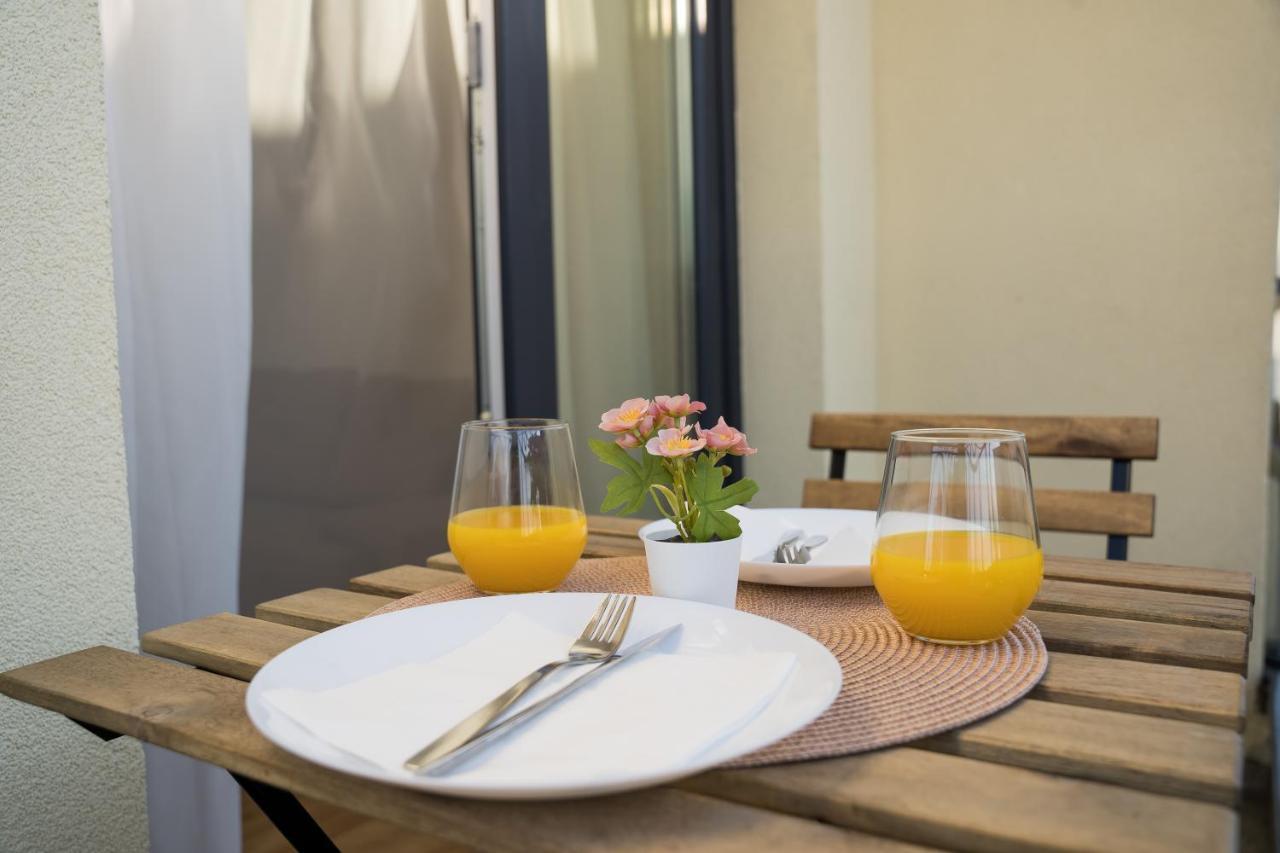Azaleea Apartments Bucharest Exterior photo